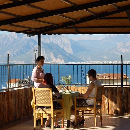Hotel Twenty Antalya Människor bild
